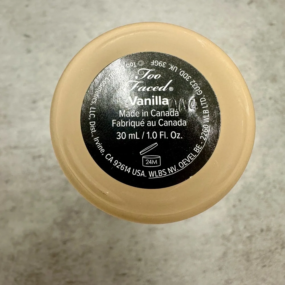 Too Faced Born This Way Foundation – Shade Vanilla - Picture 2 of 7